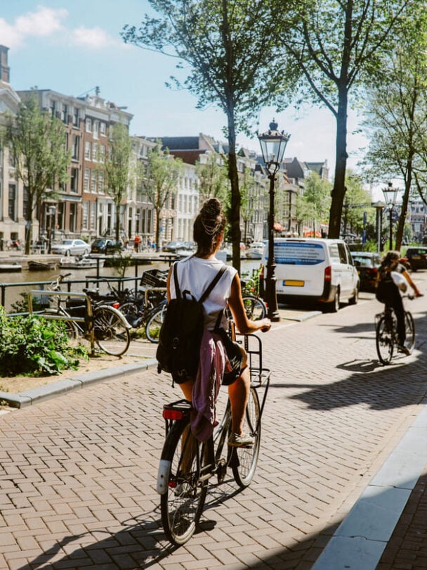 Amsterdam paris tour